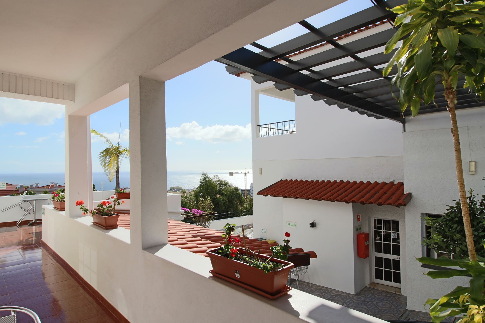 Guesthouse Vila Lusitania Funchal  Exterior photo